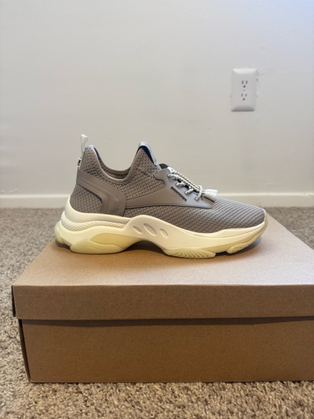 Steve Madden Women's Taupe Mesh Chunky Sole Sneakers